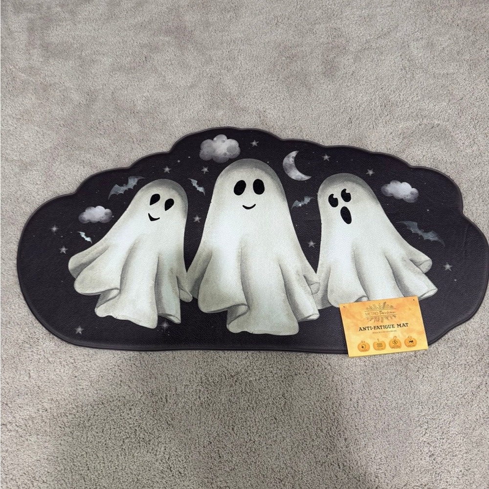METRO FARMHOUSE “HAPPY HALLOWEEN  WHITE GHOSTS” ANTI FATIGUE MAT